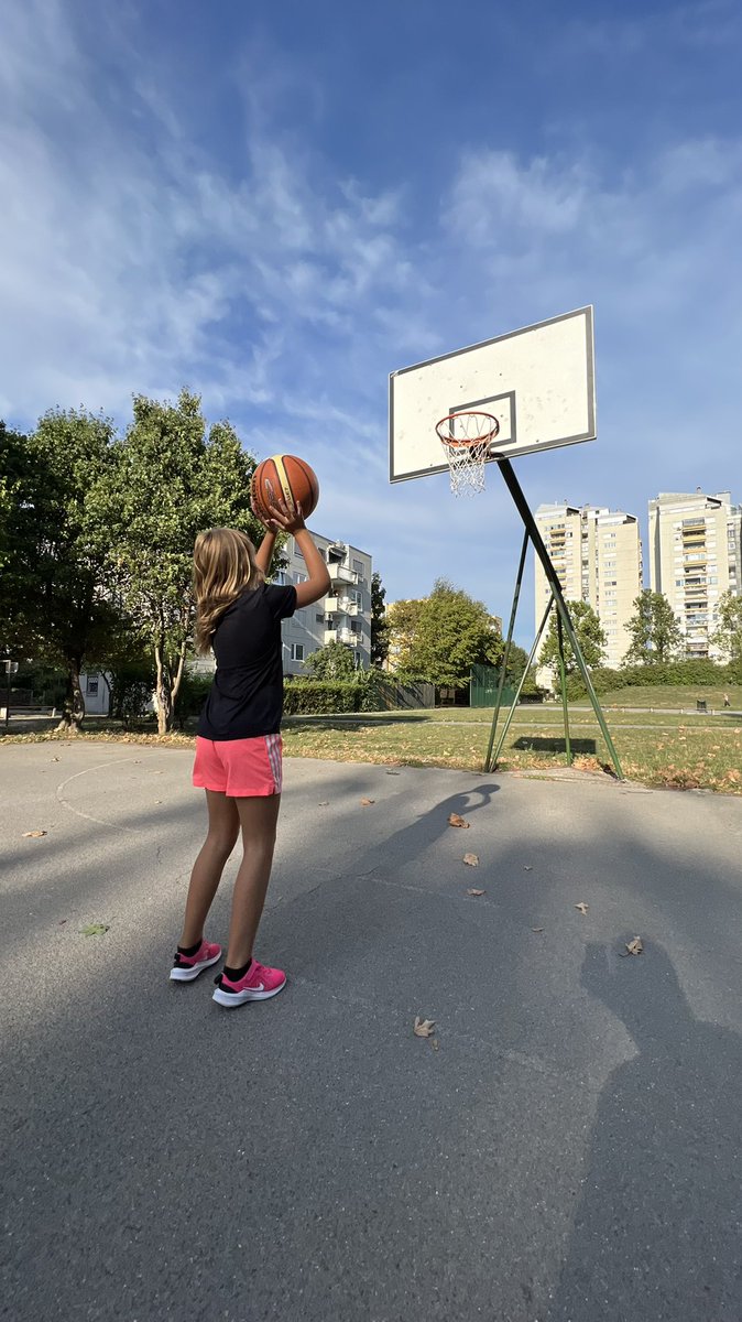 𝚐𝚛𝚎𝚐𝚘𝚛 𝚖𝚎𝚍𝚟𝚎𝚍 tweet media