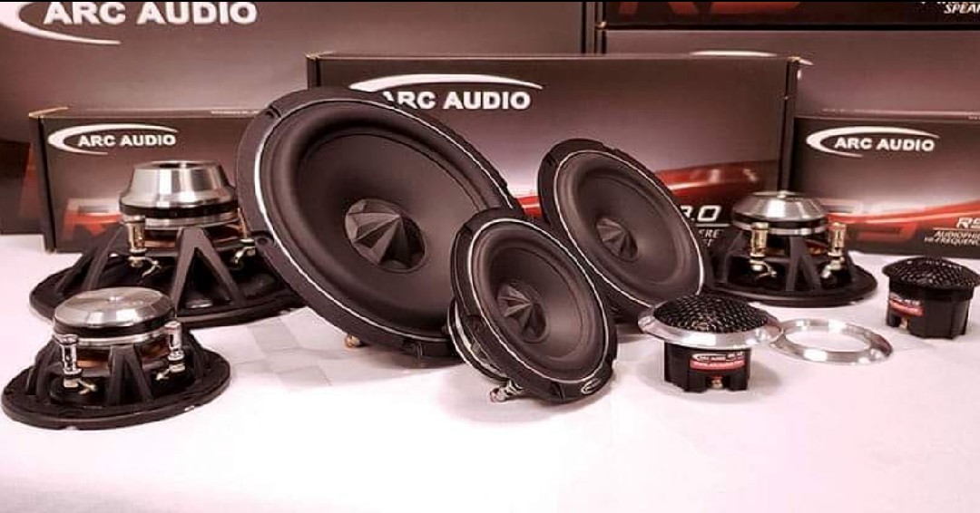 ArcAudio's tweet photo. Music's favorite speaker, the RS series from ARC Audio. The highest quality audio wherever you want it. Available in 1" tweeter, 3", 4", and 6" sizes. 
#musicsfavoritespeaker #arcaudio #stocksucks #rsseries #highqualitysound #caraudio
https://t.co/Hm4wEOqL7q https://t.co/VMkA1OPdVE
