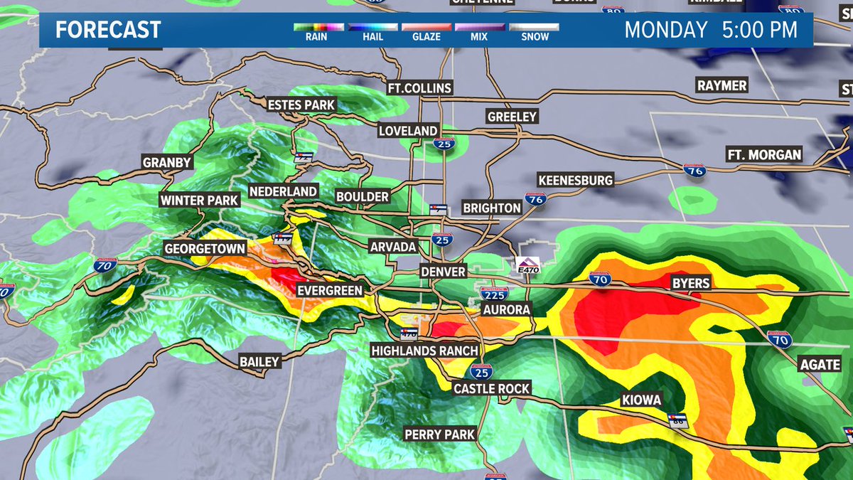 Up to 2"/hour possible within the strongest storms this afternoon. South metro/foothills most favored for this, but risk does include #Denver.

Plan accordingly: Risk could coincide with PM rush tonight.

#9wx #COwx