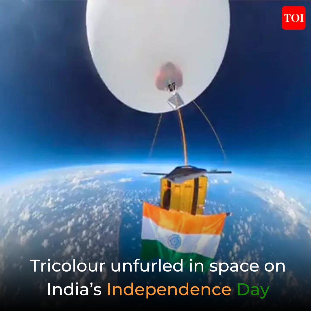 timesofindia's tweet photo. #Tricolour unfurled in space on India’s #IndependenceDay 

#IndiaAt75  #IndependenceDay2022 #IDAY2022 

Read: https://t.co/ieV7Zbvjhy https://t.co/FC8DEgEXxp