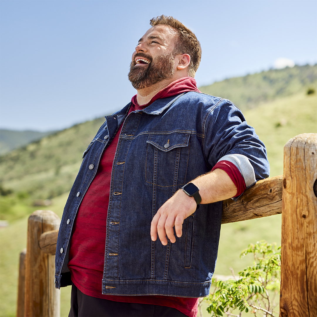 DestinationXL's tweet photo. Some things are always true: The sun rises, the sun sets, and denim jackets always look awesome. Get yours now, before fall hits. #BigandTall #TrueNation https://t.co/KlQJe8ly2N