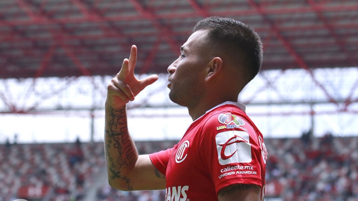 DulceEstradaC's tweet photo. 🚨GIVEAWAY DIABLO🚨
 
¡Gana un PASE DOBLE para el @TolucaFC vs #Rayados! 😈

1⃣ Sigue a @calientesports y a mí
2⃣ Dale 🔁 y ❤️
3️⃣ Comenta este tuit con el hashtag #MásAcciónMásDiversión 
¡Se rifarán DOS PASES dobles! https://t.co/TUsBXIGpKb