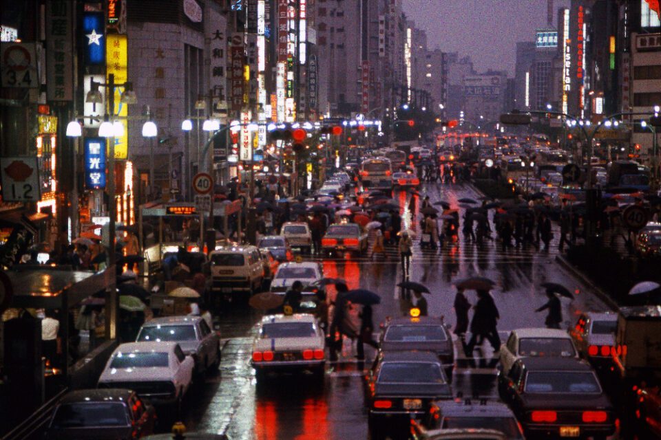 AestheticaMag's tweet photo. In 1976, photographer Greg Girard (@gregforaday) arrived in Tokyo. 

“Blade Runner-esque” had yet to enter the lexicon, and the resulting images were mesmerising – capturing the city's glowing nocturnal architecture.

Read the interview: https://t.co/b1PU33hRmy https://t.co/9JtLs5chUz