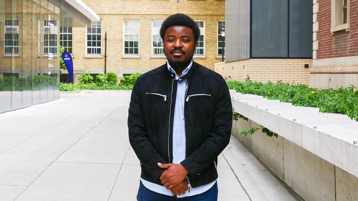 Focused on climate change, <a href="/UofTEngineering/">University of Toronto Engineering</a> grad student is working on bioreactors to clean water &amp; sequester CO2 #UofT 🔬 uoft.me/8cx