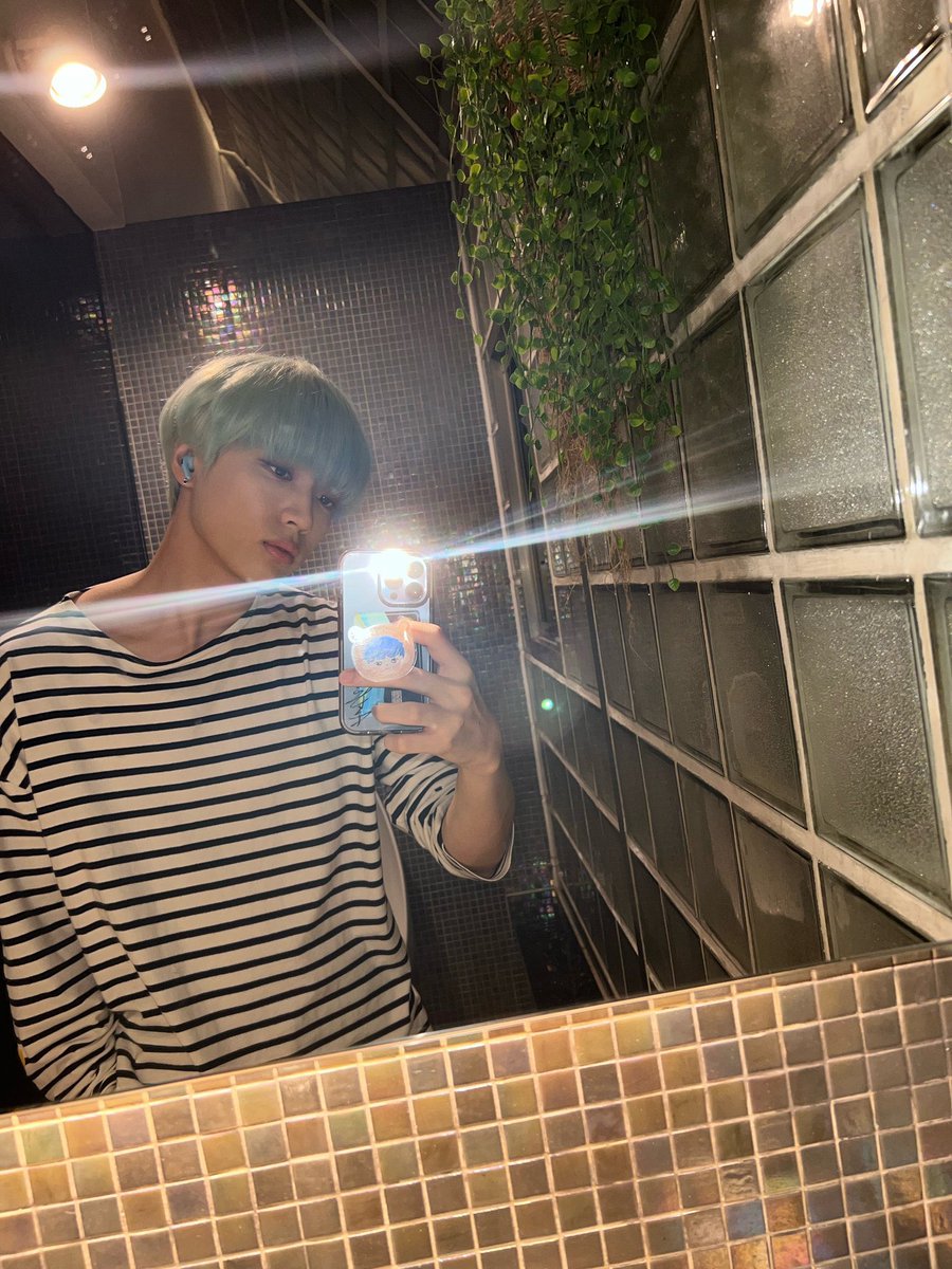 ArabArthur's tweet photo. آرثر⏐150822 ⇜ يونيفرس

⌁ 💨💨 https://t.co/TH7d2cKP9q