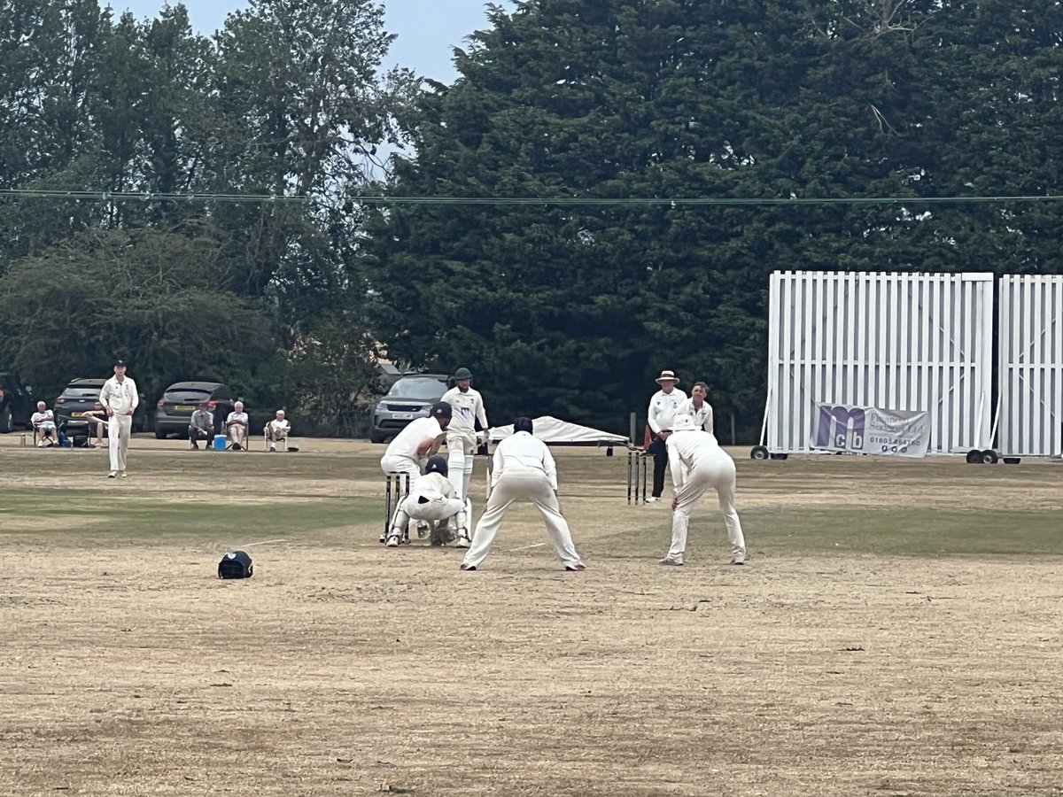 BedfordshireCCC's tweet photo. @joe_lowe97 claims the final wicket for @BedfordshireCCC 🆚@norfolkccc. To seal a win inside two days.
@NCCA_uk https://t.co/sorNmhBRYg