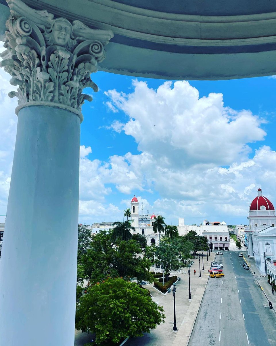 CienfuegosCfgos's tweet photo. ¡Qué alegría siempre eoncontrarnos con sus fotos tan chulas de nuestro bello #Cienfuegos en Instagram! 🥰🥰🥰
#CienfuegosLaPerla #Cuba 

📸@la_rache98 @elena_beatrizzz @gertjanroels @thegeorgeenagram https://t.co/gWgjjlRZ73