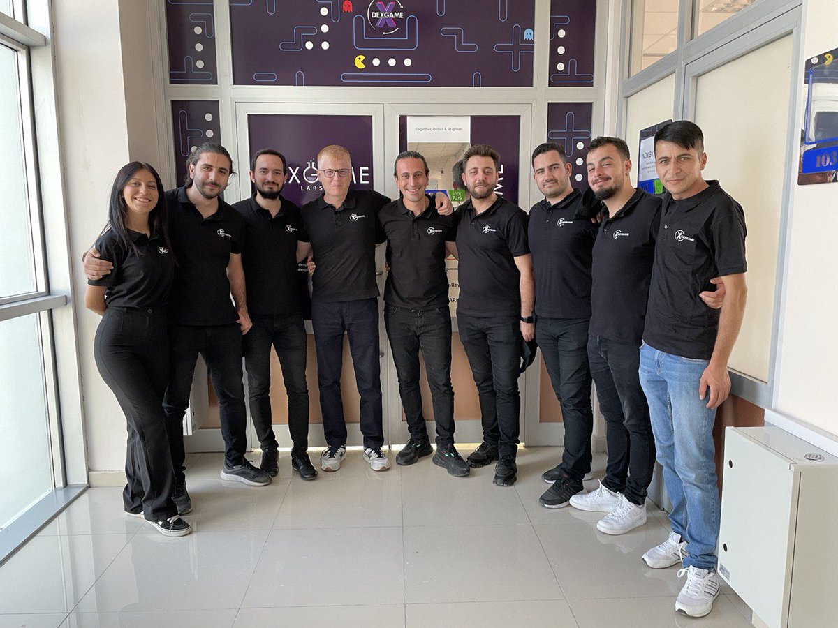 Dün olduğu gibi bugünde #DEXGame ile birlikteyiz. Yarın da olacagız
<a href="/canburakkaraman/">Burakcan⁴⁴</a> @goekhanaltinok <a href="/DexGame_io/">DEXGame</a>