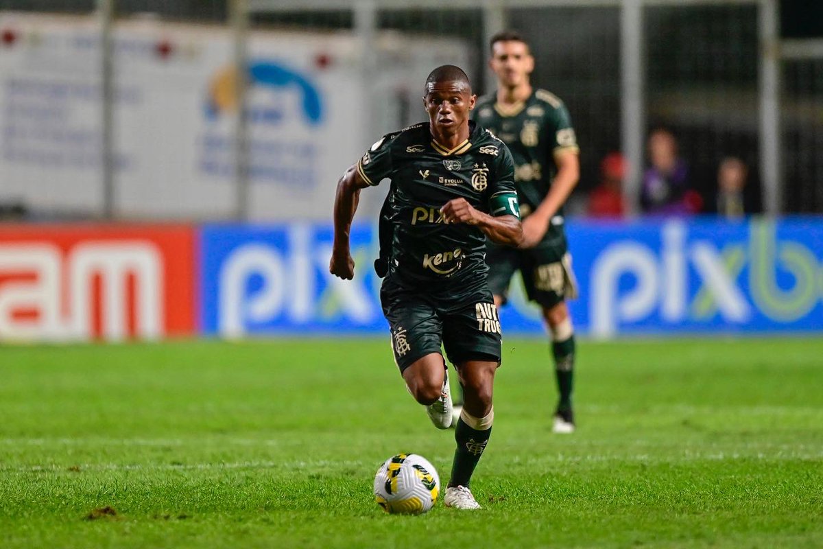 pixbet's tweet photo. CONTA AÍ, PARÇA! ✅
Na escala jogos de patrocinados PIXBET, o saldo do final de semana deixou você online e roteando green 🤑 ou te estacionou no sinal vermelho? 🥵
#PIXBET #VemDePix #VemDePixbet #Apostas #DeuGreen #DeuRed https://t.co/5JZZnPFYoi