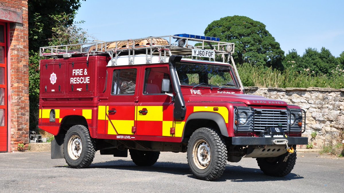 Huge shout out to the guys in <a href="/NorthYorksFire/">North Yorkshire Fire & Rescue Service</a> who found time to allow photos over the weekend, despite the sweltering heat and spate conditions, you are legends! <a href="/NYFRS_Tad/">Tadcaster Fire Station</a> @FireHarrogate <a href="/Helmsley_NYFRS/">Helmsley NYFRS</a> <a href="/Malton_NYFRS/">Malton Fire Station</a> 🚒📷☀️
