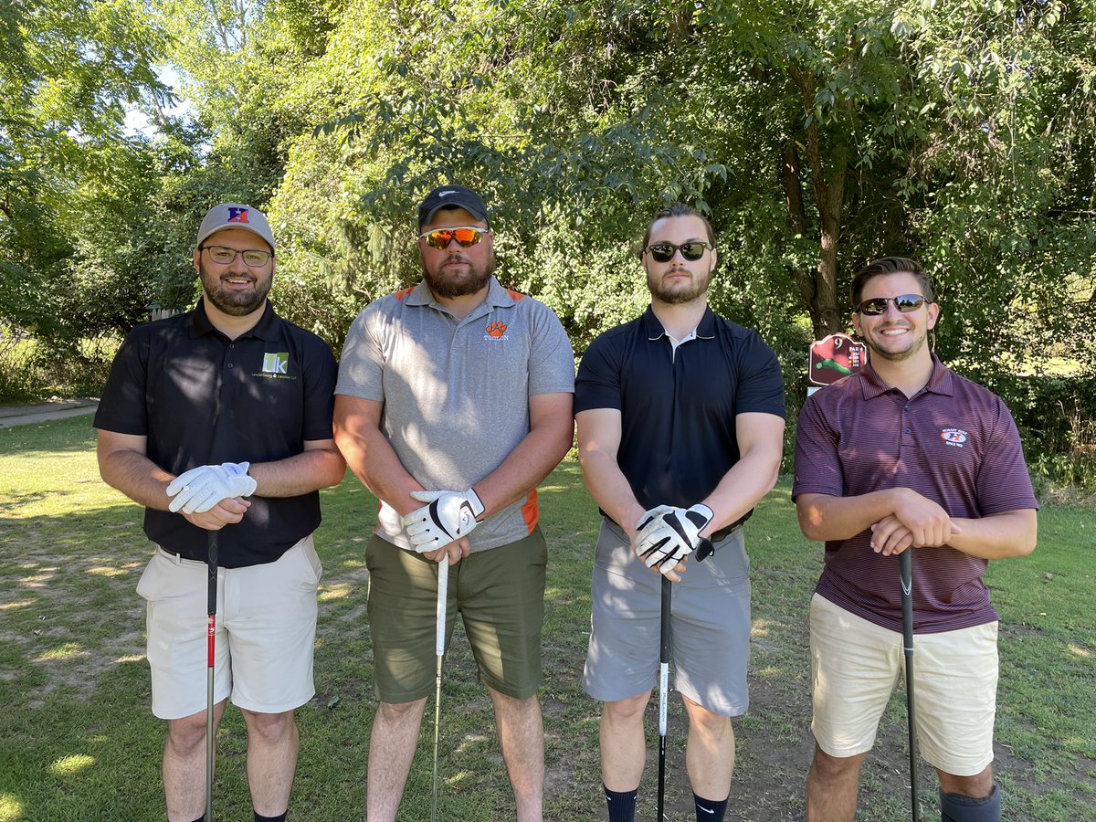 HobartFootball's tweet photo. Great turnout from our alumni, family, and fans for the Hobart Football Golf Classic!
#TheHobartWay https://t.co/XkzEaZBZFq