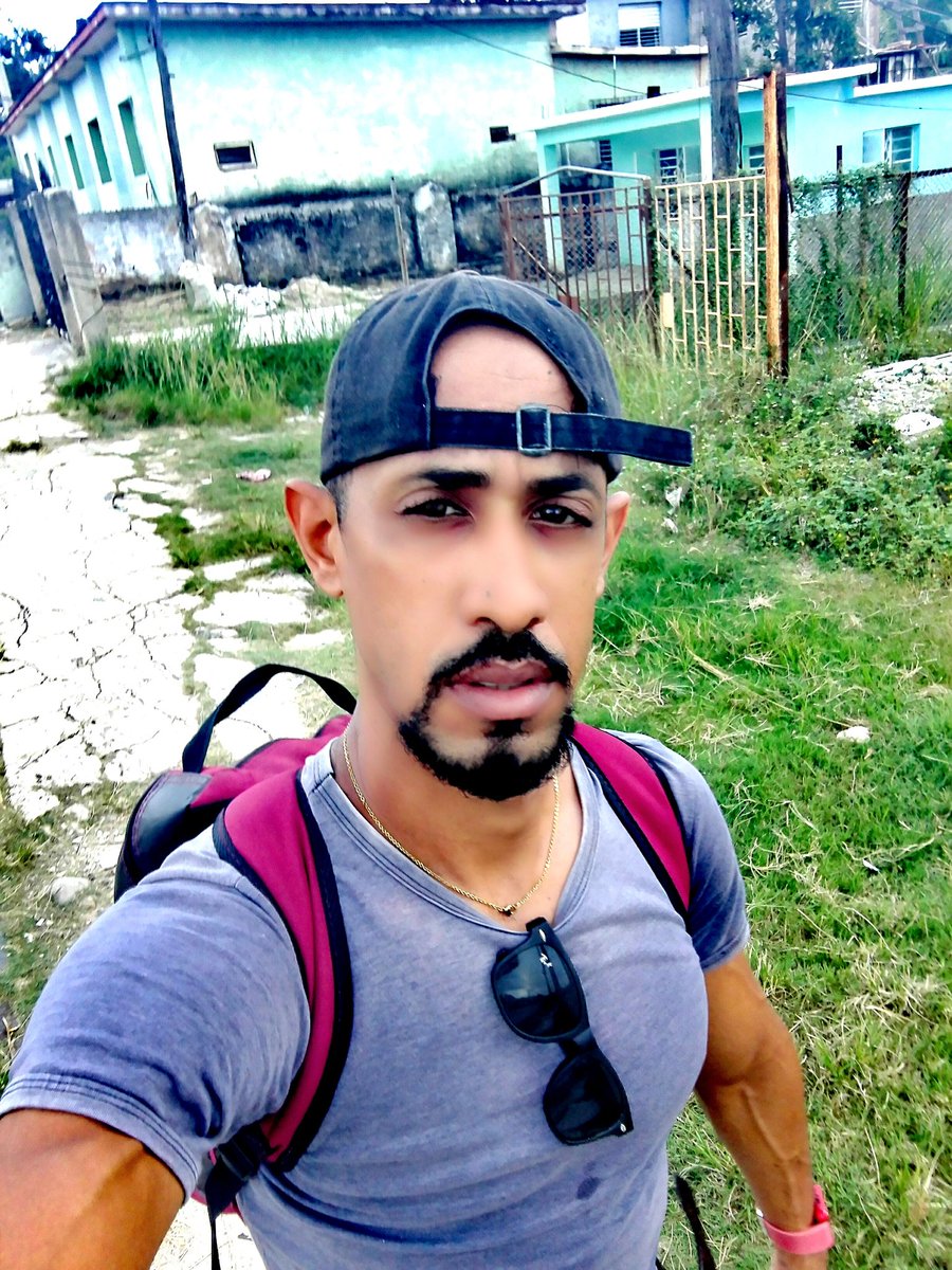 YperezT90's tweet photo. Buenos días a todos, feliz lunes, feliz inicio de semana.
Garantiza tener un excelente lunes, pues lo que bien comienza, bien termina.
#UnionPerfecta https://t.co/eSXXZmMQwN