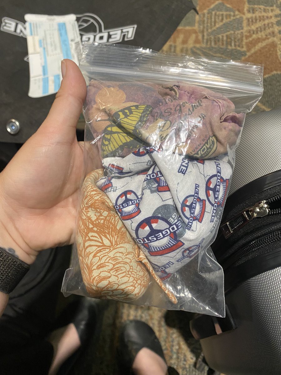 kels113587's tweet photo. PSA: Donโt pack your grip sacks together in a plastic bag.
.
They will pull your bag, test them, rerun them through the scanner, then test them again. ๐คฆ๐ผโโ๏ธ
.
TSA: Saving the world from dry hands, one passenger at a time.
.
.
.
#discgolf #LedgestoneOpen https://t.co/3u5gCLAxma