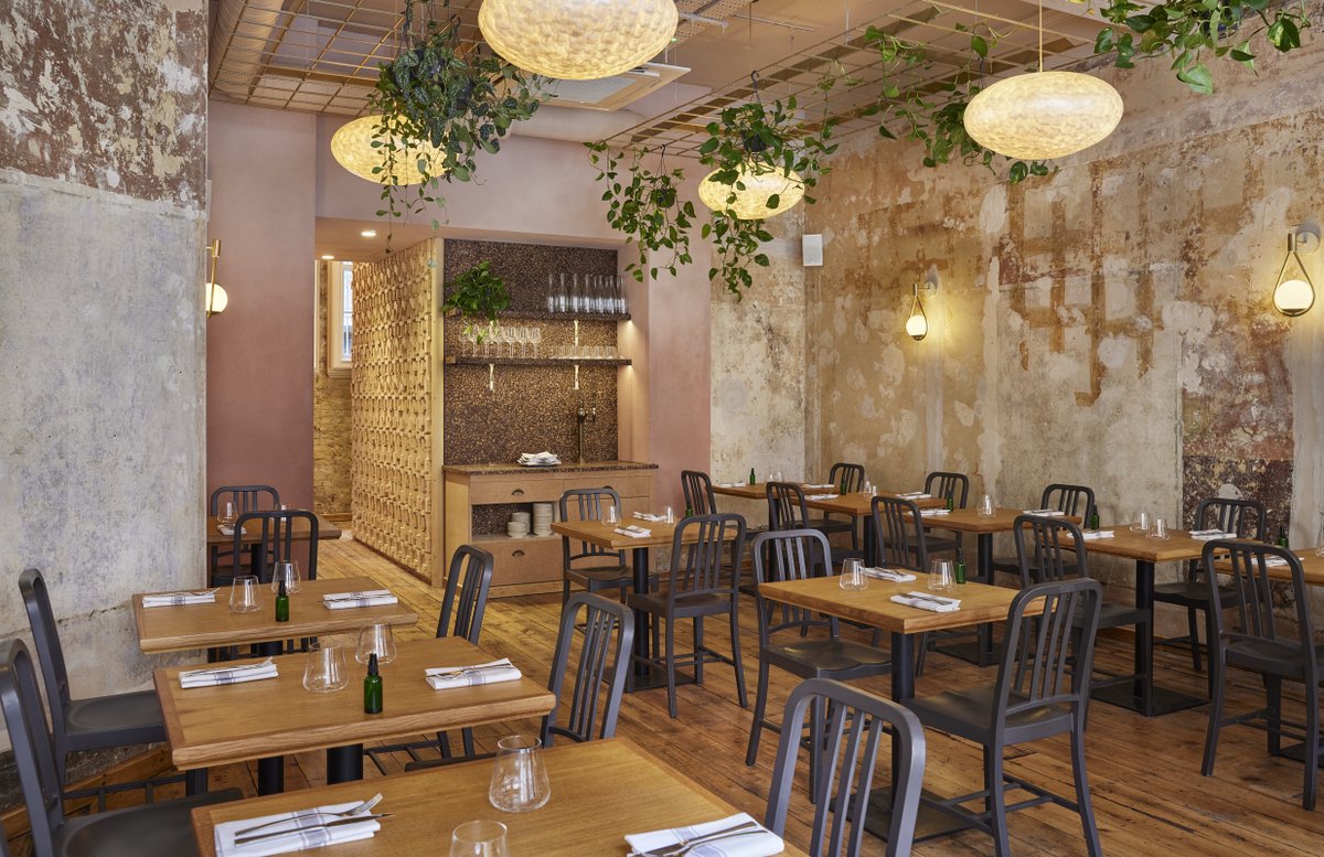 GrosvenorPropUK's tweet image. We were so proud to see founder of @apricitydukest, @chef_chantelle, on @MasterChefUK last week! Learn more about our collaborative approach to sustainable design &amp;amp; fit-out; minimising waste &amp;amp; maximising #MaterialReuse here grosvenor.com/property/prope…