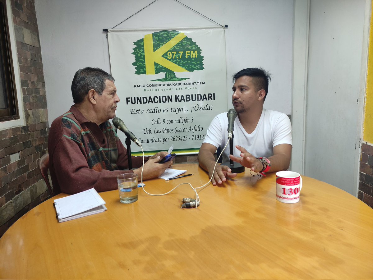 El alcalde Derby Guedez en Kabudari 97.7 FM - Entrevista exclusiva con el profesor Américo Cortez.

Informando los avances de la gestión renovadora de la Alcaldía de Palavecino y su compromiso con la comunicación popular.

<a href="/derbyalcalde/">Derby Guedez - Alcalde</a> #Cabudare #Palavecino