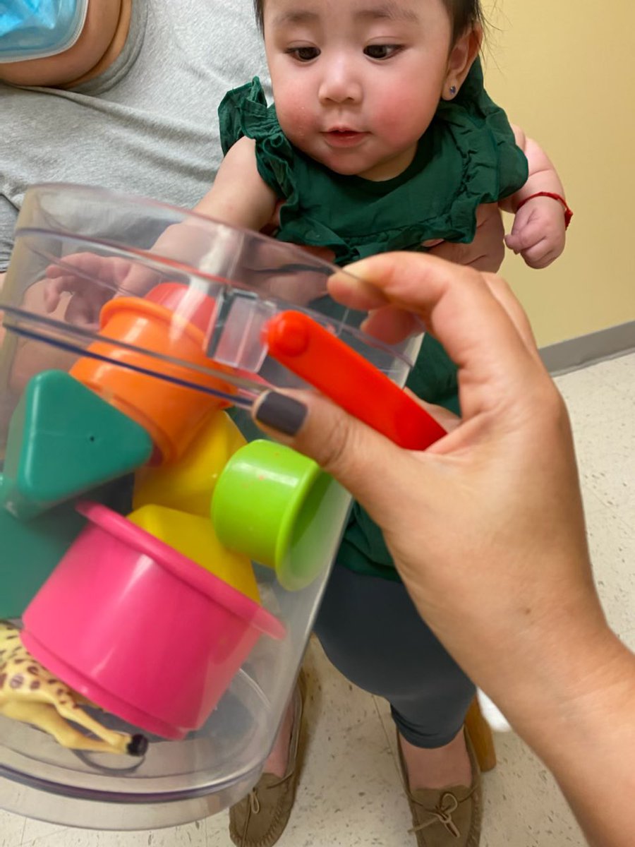 RCPS_EarlyLearn's tweet photo. Parent Educator Sanchez has a visit with Baby Blu.
#parenteducator #pat #dph #familyinvolvement https://t.co/OTzs8KuyNY
