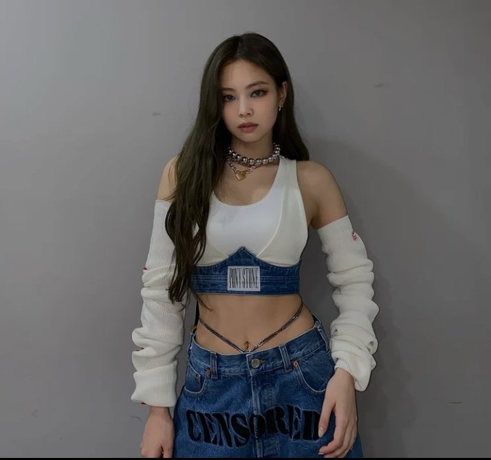 Queenimi sinirlendirince neler olduğunu ne çabuk unuttunuz Kore halkı  
 DİSS LOADİNG 😌

LEAVE JENNIE ALONE
#leavejenniealone