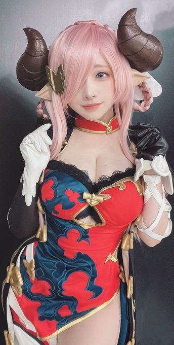 Twitterのコスプレ画像3