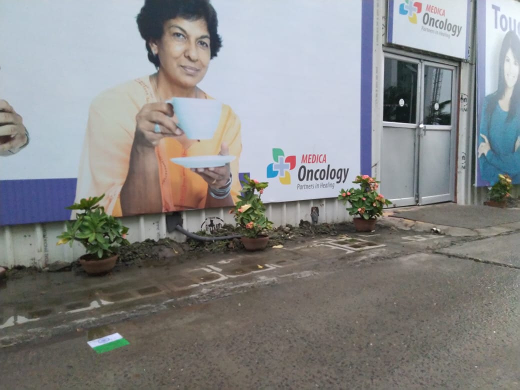 nirbanmondal's tweet photo. Dear @MedicaEasternIn If you can't give respect to The National Flag, please don't disrespect 🙏🏽🙏🏽

#IndependenceDay2022 #AazadiKaAmritMahotsav #Kolkata https://t.co/r86DxR6CLU