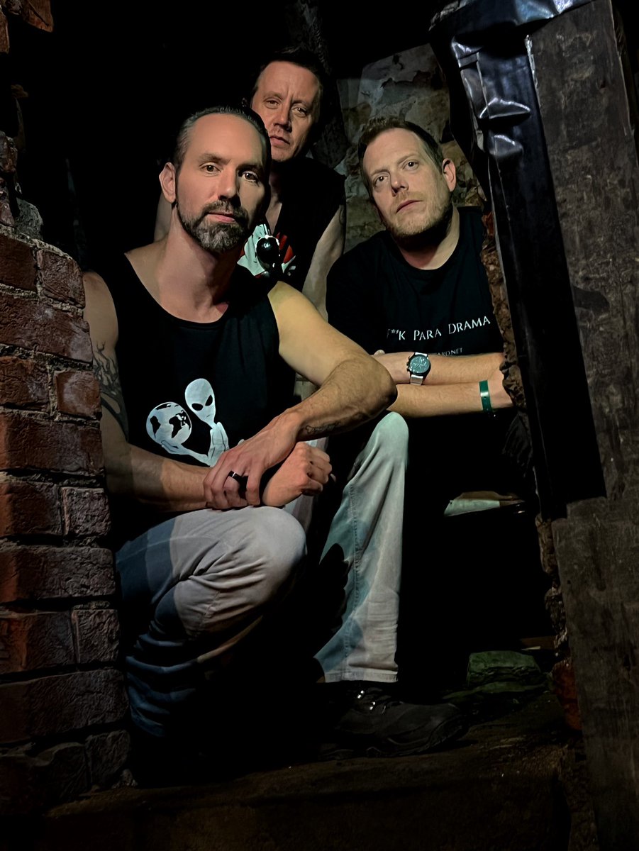 NickGroff_'s tweet photo. On stage durning performance of “Johanna” with @BobbyMackey @TessaGroff What an incredible weekend with @Gcrew_g
@ChadLindberg @TheDaveSchrader Josh Heard and amazing group! https://t.co/GE95VkmuPc