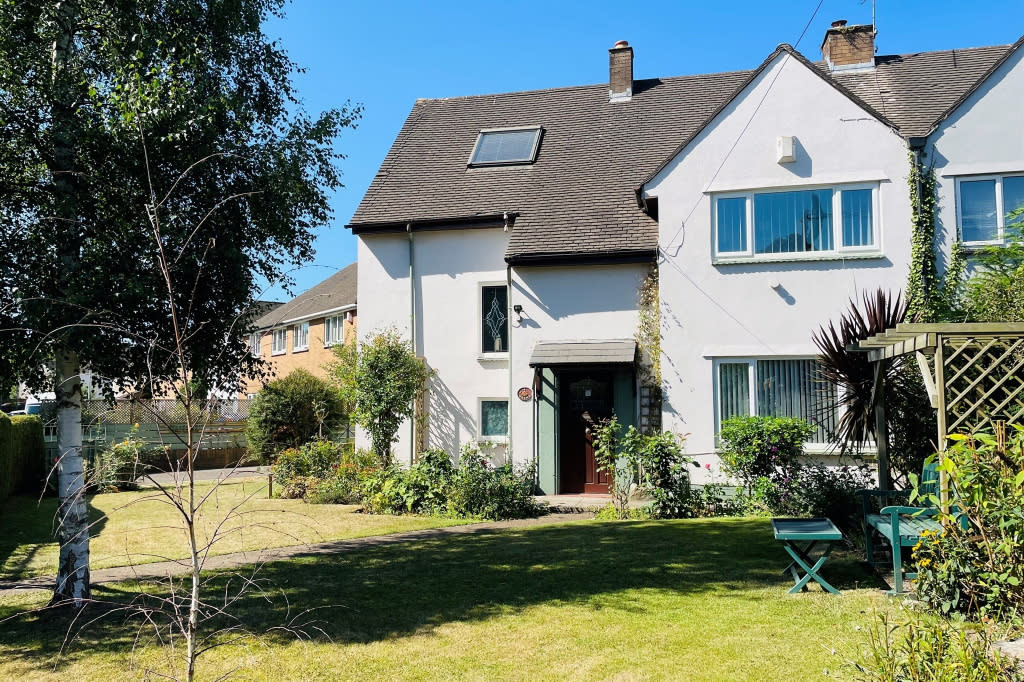 Peter Alan on Twitter "Axbridge Crescent, Llanrumney, Cardiff The