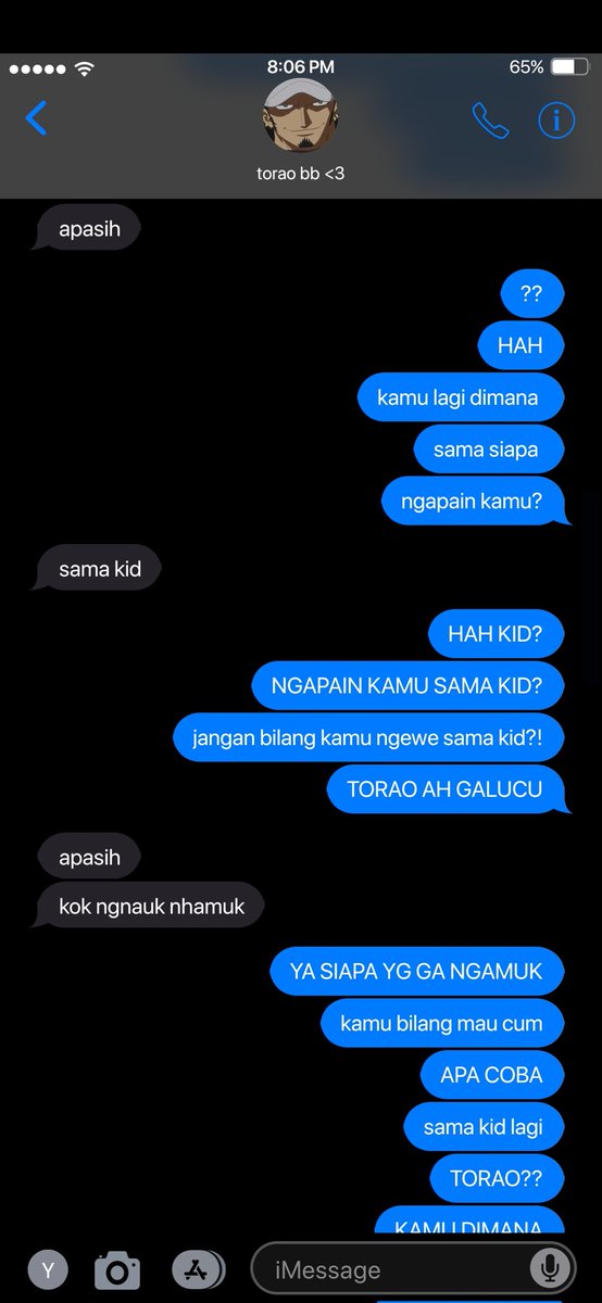 kenmenku's tweet photo. #lawlu drunk text, law mau apa? https://t.co/ngEG8SGGUb