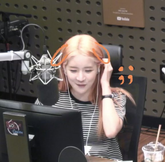 sb_1ove's tweet photo. DJ로서 가장 기대되는 여성 2인 #엑시 x #다영 https://t.co/QgyhMnwkEa