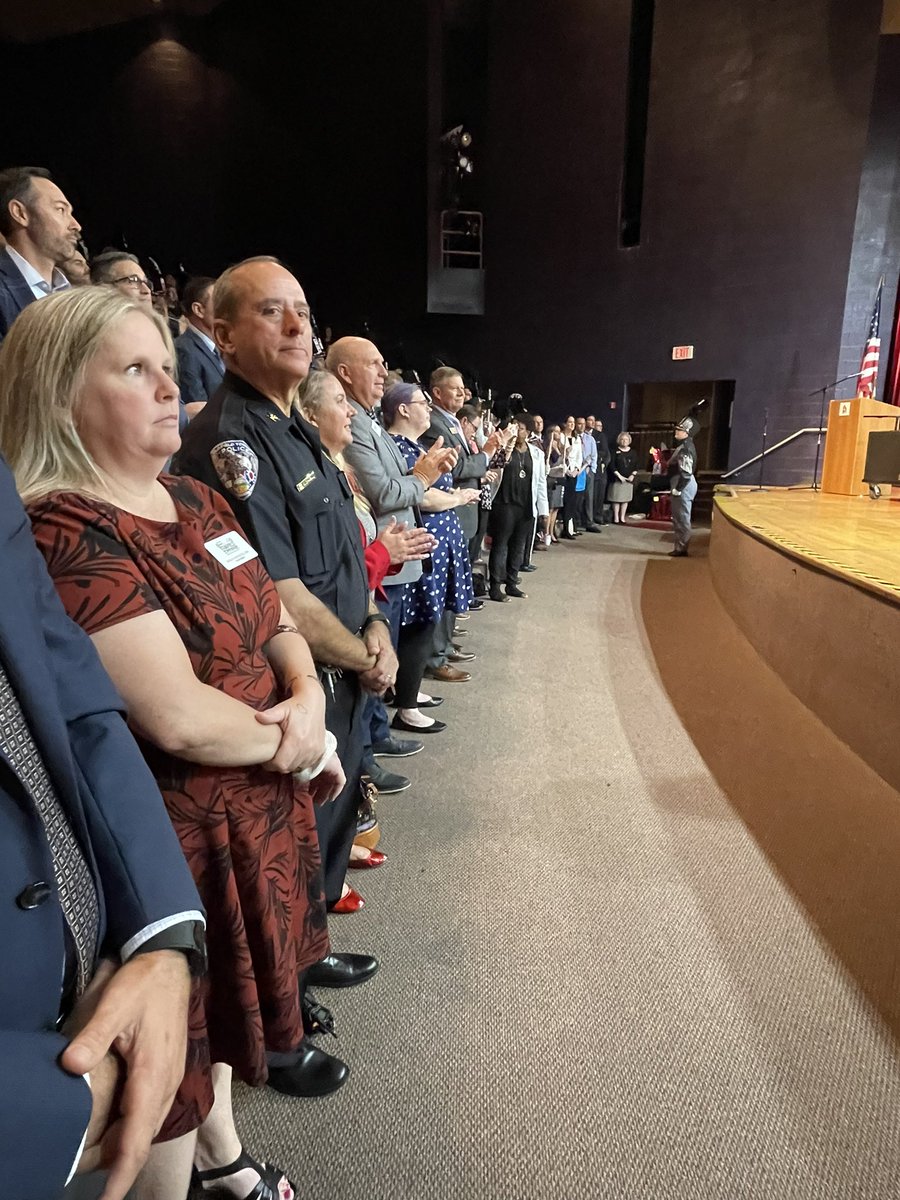 FFTWP1795's tweet photo. AMAZING opening ceremony. Thank you Fairfield City Schools for including us &amp; for all that you/your staff do each &amp; every year. We are inspired &amp; know that you will have the BEST YEAR EVER! #riseup https://t.co/XqpEJaOxDl