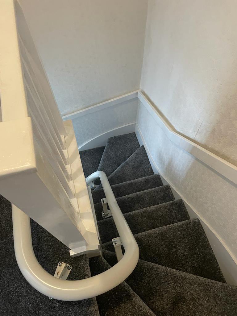 Bet you didn’t think you’d see a gorgeous lift like this today did you 😍😉

We’re proud to share this fantastic fitting for an <a href="/accessbdd/">Access BDD</a> Flow X Stairlift with you all today 👍

The Flow X is a truly impressive lift, for those who make no compromise 🤩

Enquiries: 01733857421 ☎️