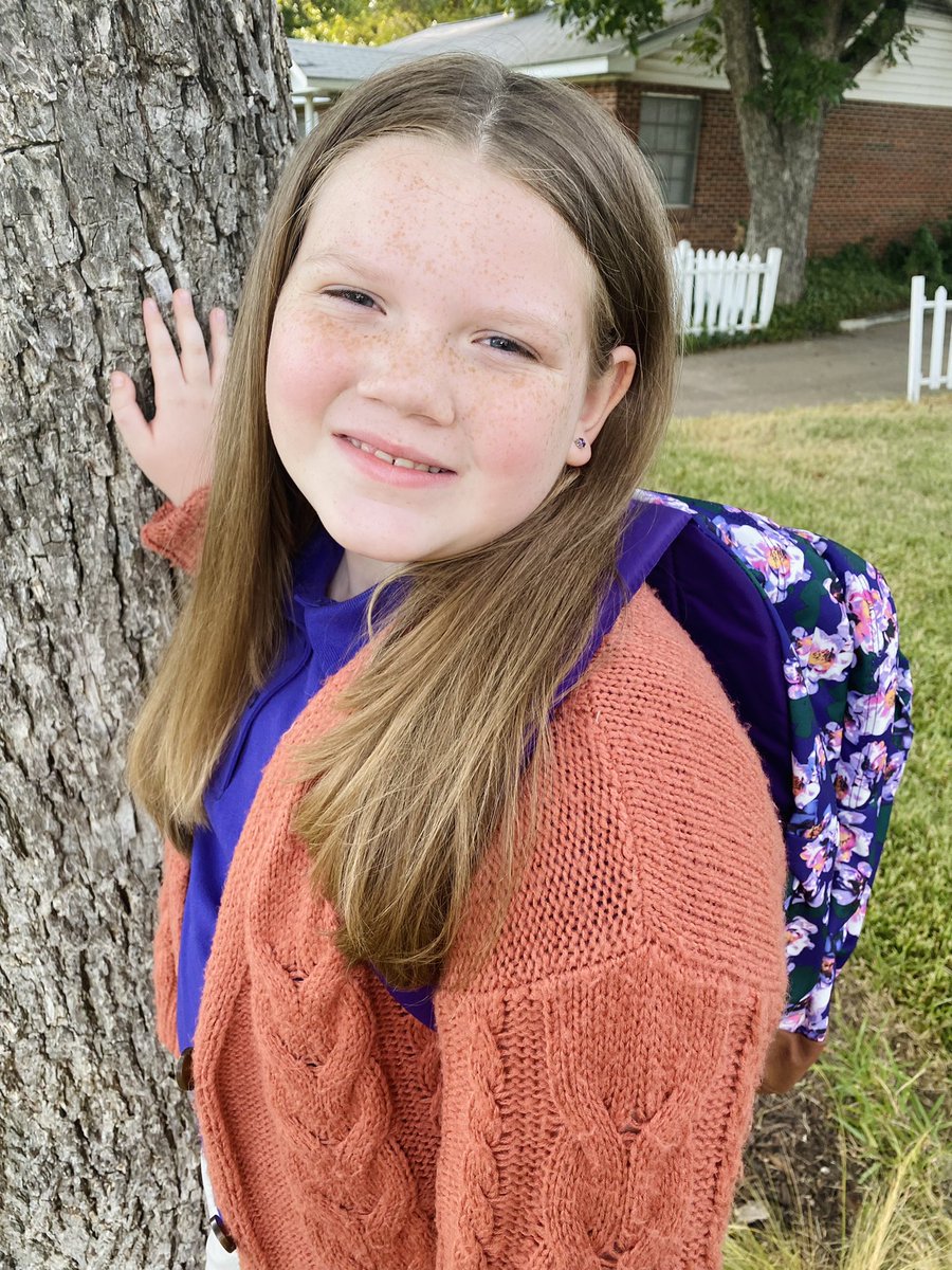And just like that we have a 5th grader in our household! Wishing <a href="/farinefalcons/">Farine Elementary</a> and all other staff and students of <a href="/IrvingISD/">Irving ISD</a> a very happy first day! #IrvingFirstDay