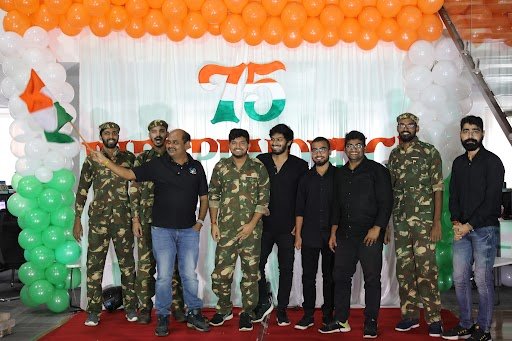 KnowledgeLens's tweet photo. We all are so different, but there is one thing that unites us, and that is independence. We should honor it and never forget how hard we fought to achieve it. Here is how we marked India's 75th Independence Day with events that symbolized freedom on this special occasion. https://t.co/L0SUG3KpbX