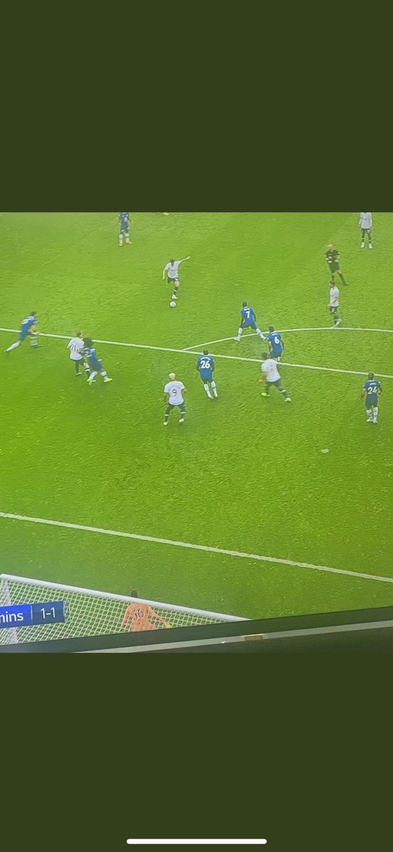 james92879445's tweet photo. @Mrjamieohara1 you tart, how can you not say he’s blocking his view when he’s peering round his left hand side. He’s already at a disadvantage when the shot goes to his right hand side. Give it a wobble https://t.co/6m7NW5qsar