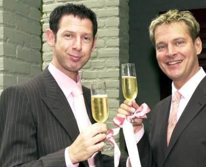 G11Sven's tweet photo. 1/2 Onno #freemason Hoes
#VVD๐ฉ. #JOVD๐ฉ. Vm. #NVM. Joods. Broer Isa H. #OnnoGate: 'Toyboys, the sequel'. 'Ex' Albert Verlinde.๐ฉ. Vm. burg.๐ฉ 043. Vz. #CIDI 5 jaar๐ฉ, #Comite4en5mei๐ฉ. Offic. in Orde ๐-Nassau๐ฉ. #Shill ๐ญ.
#Wall
#Toyboys
#JudasKus
#TwoFaces Light vs Dark https://t.co/0tGpx99pqr