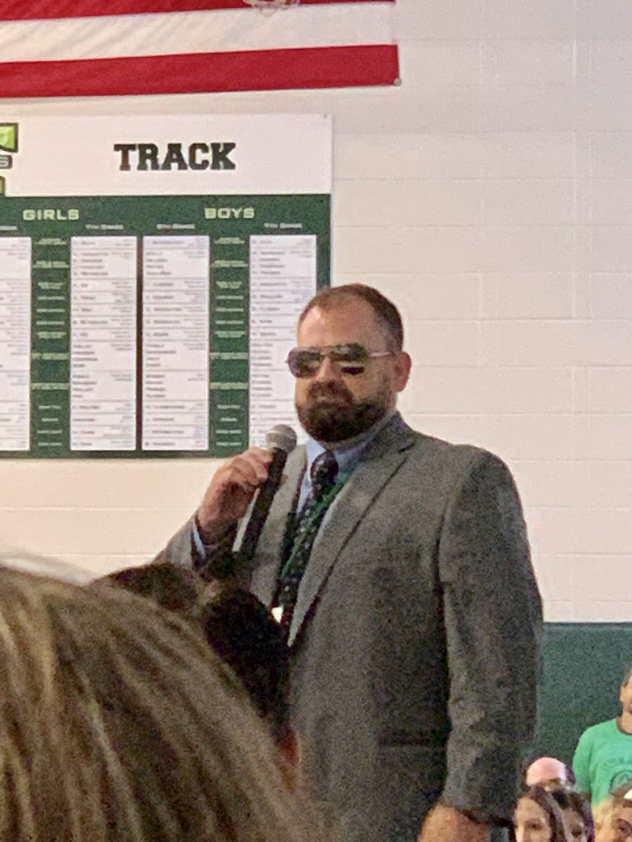 Dr. Brian Kaye channeling his inner Maverick on Opening Day! ⁦<a href="/ahsd25/">ArlingtonHeightsSD25</a>⁩ ⁦@ahsd25supt⁩ ⁦<a href="/PrideWolfpack/">Pride of the Wolfpack</a>⁩ ⁦<a href="/AHSD25Thomas/">Thomas Middle School</a>⁩ ⁦<a href="/briankaye/">Brian Kaye</a>⁩ #ifeeltheneedforspeed