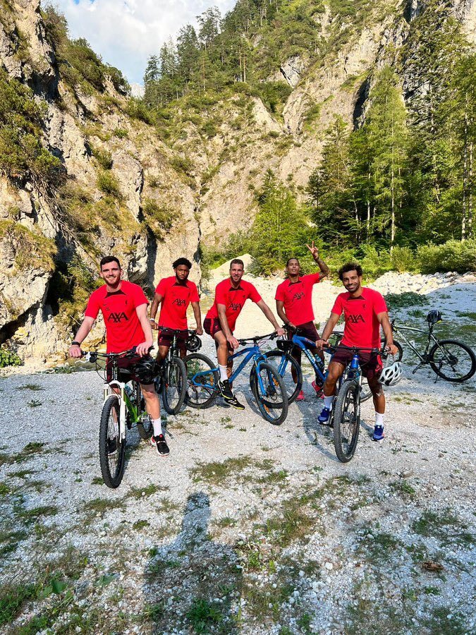 soccer_crush's tweet photo. Starting off this week in vacation Mo-de. 🏝🌊🚲🛥 Which soccer crush would you wanna vacation with?
Answers below 👇🏻👇🏻👇🏻
#HBDBeth #COTW #MoSalah #YNWA @bethinthenati https://t.co/MqbrsTVCyh