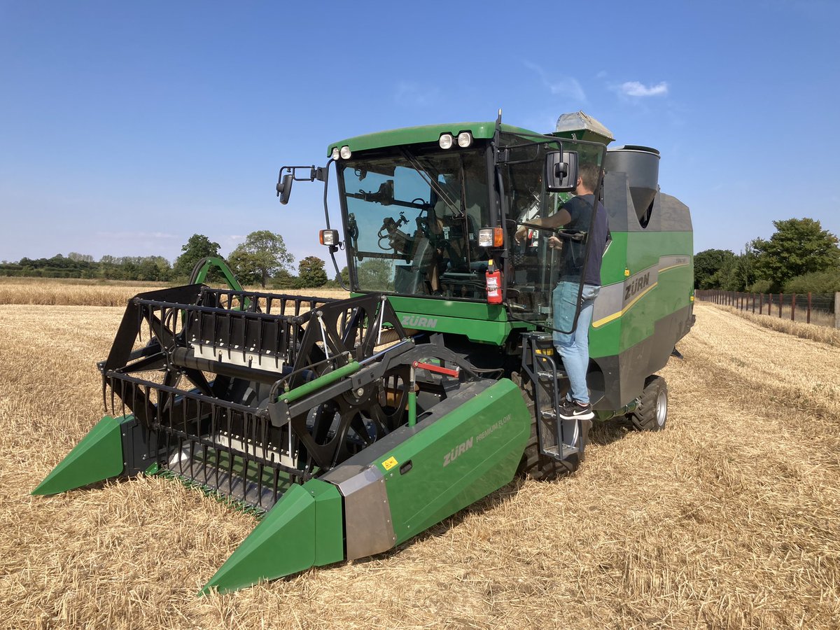 Amy King tweet media