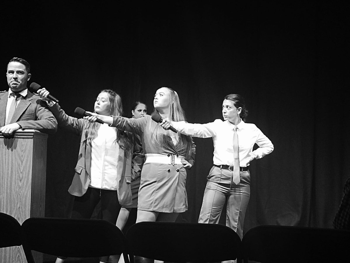 I am absolutely grateful and happy to be part of this amazing show!

VOTE MACBETH ❤️ #EdFringe22 #fringefestival #votemacbeth #musicaltheatre