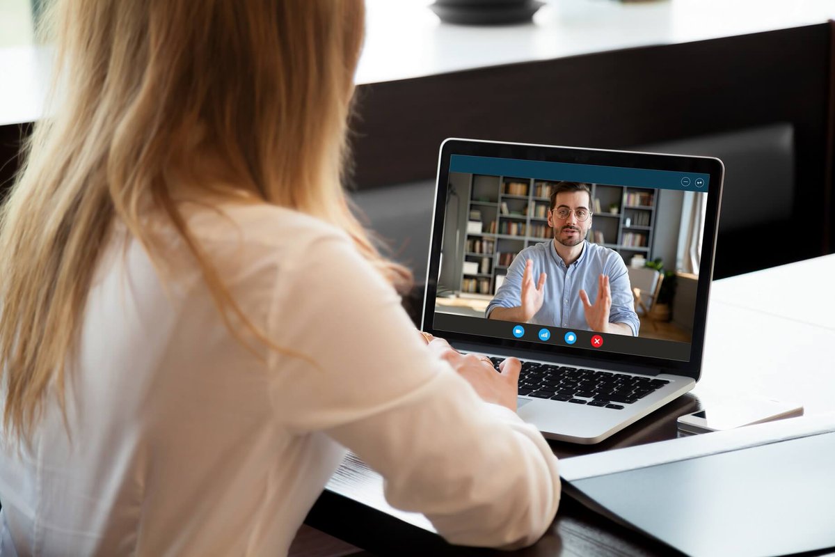 ConnX_Ai's tweet photo. There are unobtrusive ways for managers to view info. & #insights on how their teams are doing, especially the #borderlessworkforce. Let's coach with #data in positive ways that help #remoteemployees grow. More here- https://t.co/bxLQ12uie3
#Tracking #Monitoring #WfH https://t.co/TUz1YP2xp4