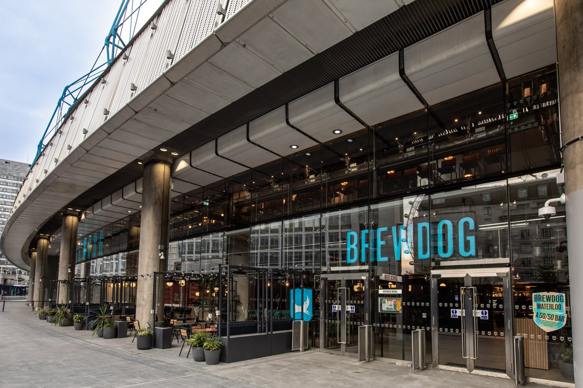 southbanklondon's tweet photo. First glimpse of the new @BrewdogWaterloo opening this Thursday. ๐
Two stunning floors of beer-drinking heaven, complete with ping pong, duckpin bowling, coworking space, cocktail hideaway, a slide (yes, a slide) and a whopping 60 taps of craft beer!
#prayfordelay https://t.co/c03BP0blkQ