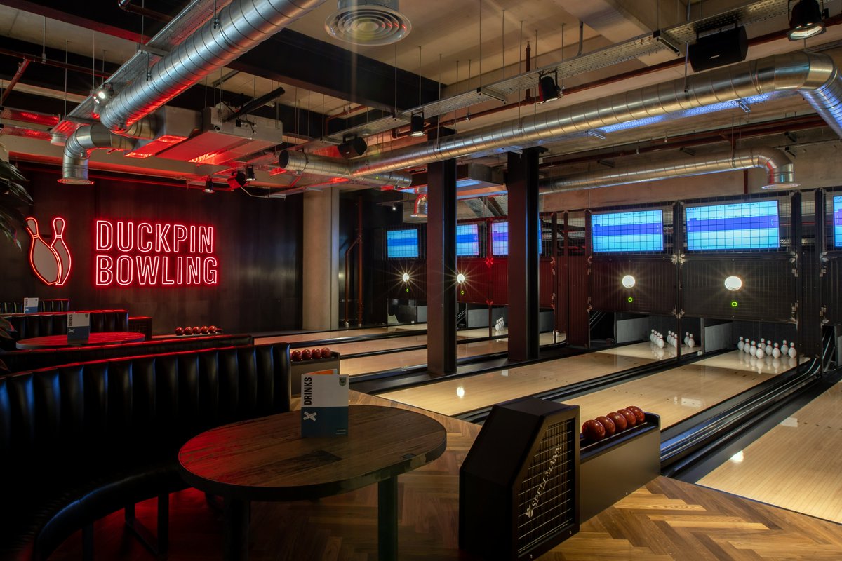 southbanklondon's tweet photo. First glimpse of the new @BrewdogWaterloo opening this Thursday. ๐
Two stunning floors of beer-drinking heaven, complete with ping pong, duckpin bowling, coworking space, cocktail hideaway, a slide (yes, a slide) and a whopping 60 taps of craft beer!
#prayfordelay https://t.co/c03BP0blkQ