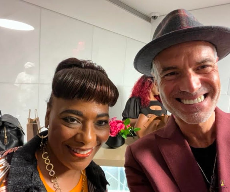 PEPRealEstate's tweet photo. @SohoJohnny1 with Dr. Bernice King, daughter of the late Martin Luther King Jr.. ❣️

His words of peace are needed now just as they were years ago! https://t.co/SJdTQtYa9T