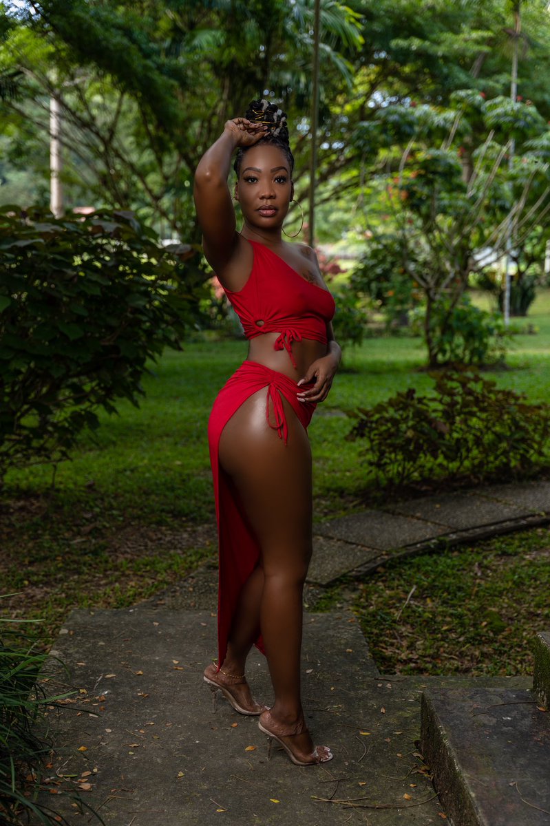 Dguywiththecam's tweet photo. Queen things β¦.#stoneography #Beautiful #naturalbeauty #TrinidadandTobago https://t.co/YsL7FySLMB