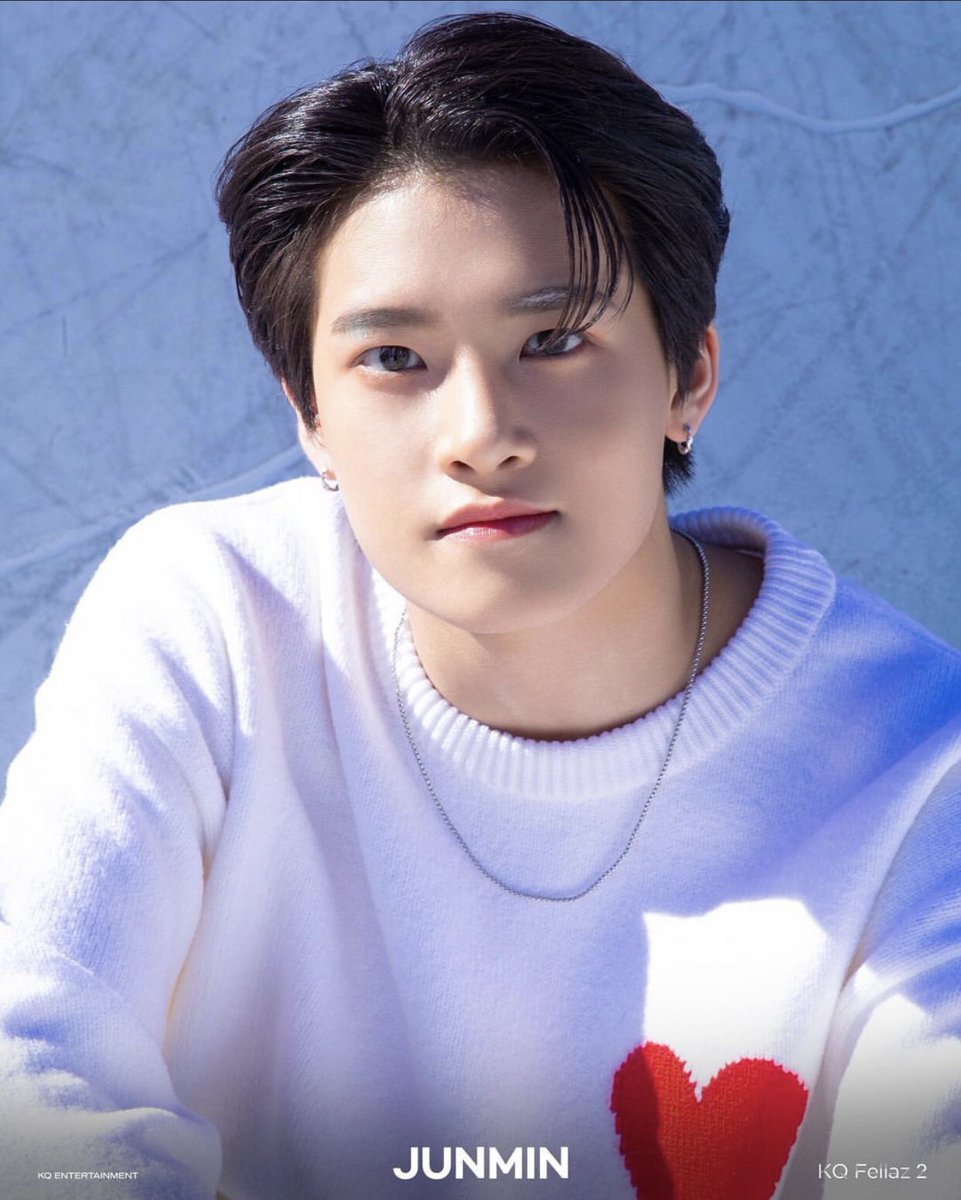 🚨 KQ Entertainment, empresa do boygroup ATEEZ acaba de revelar os 2 primeiros membros do novo boygroup da empresa, são eles: Minjae e Junmin, eles fazem parte do KQ Fellaz 2.