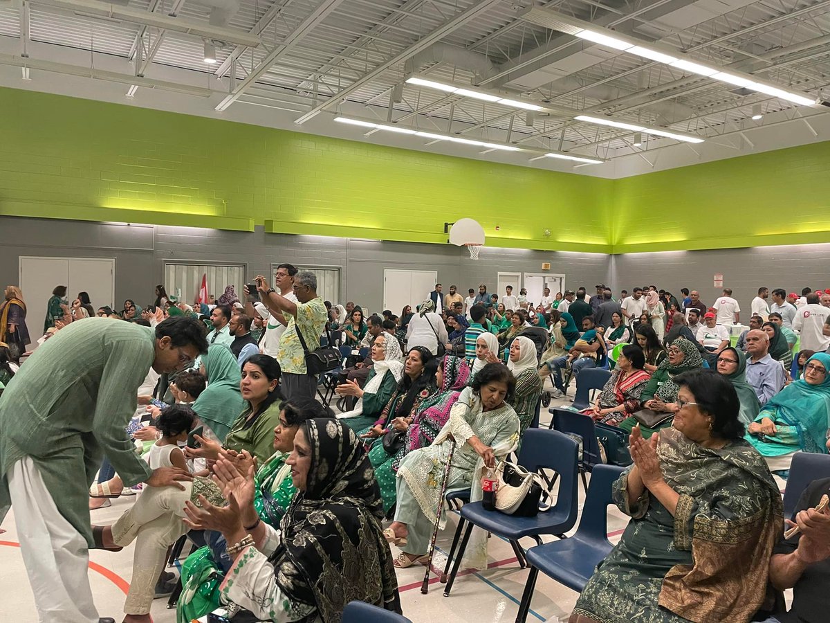 LMathys's tweet photo. I was honoured to join community members to celebrate  Pakistan Independence Day! 🇵🇰 
Thank you to PCA- Pakistani Canadian Association of London and Surrounding Area for making me part of your wonderful celebration.
#PakistanZindabad
#ldnont https://t.co/VrazdNMvlH