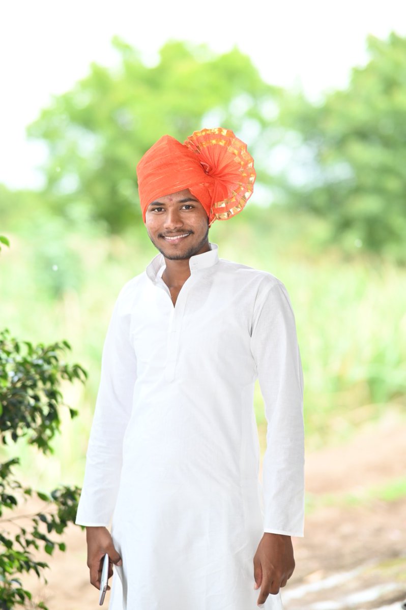 SajanOhol's tweet photo. Zindagi ki LADAI na PART TIME me ladi jaati..na FULL TIME me..! Woh to bus LIFE TIME ladi jaati hai..💪✌️

#_Sajan_Ohol https://t.co/PnsJNBa9no