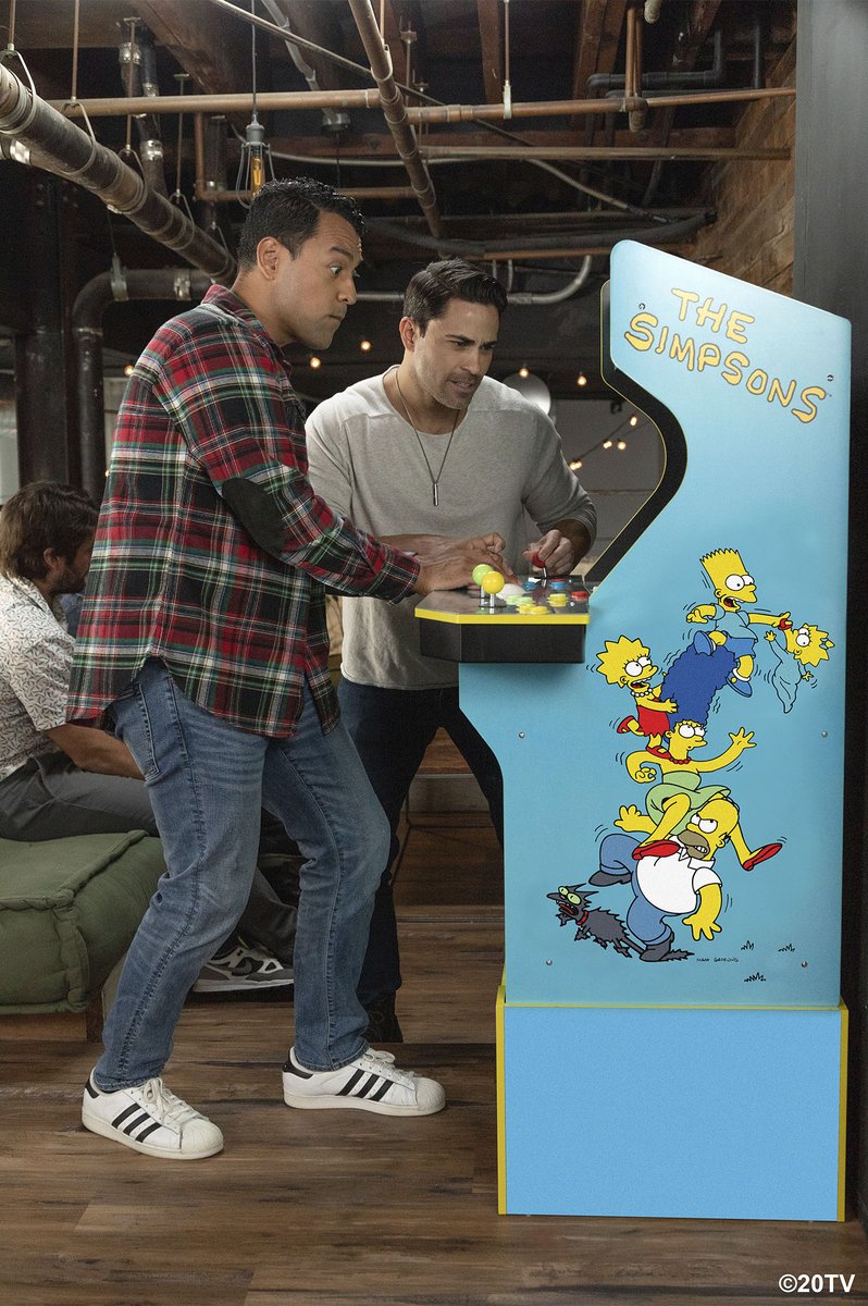 IGNDeals's tweet photo. the Arcade1Up - The Simpsons 30th Edition Arcade with matching stool is on sale at Best Buy for $349.99 (was $699.99) 🕹 https://t.co/2gAZESr2Ff https://t.co/MNAY70wWA3