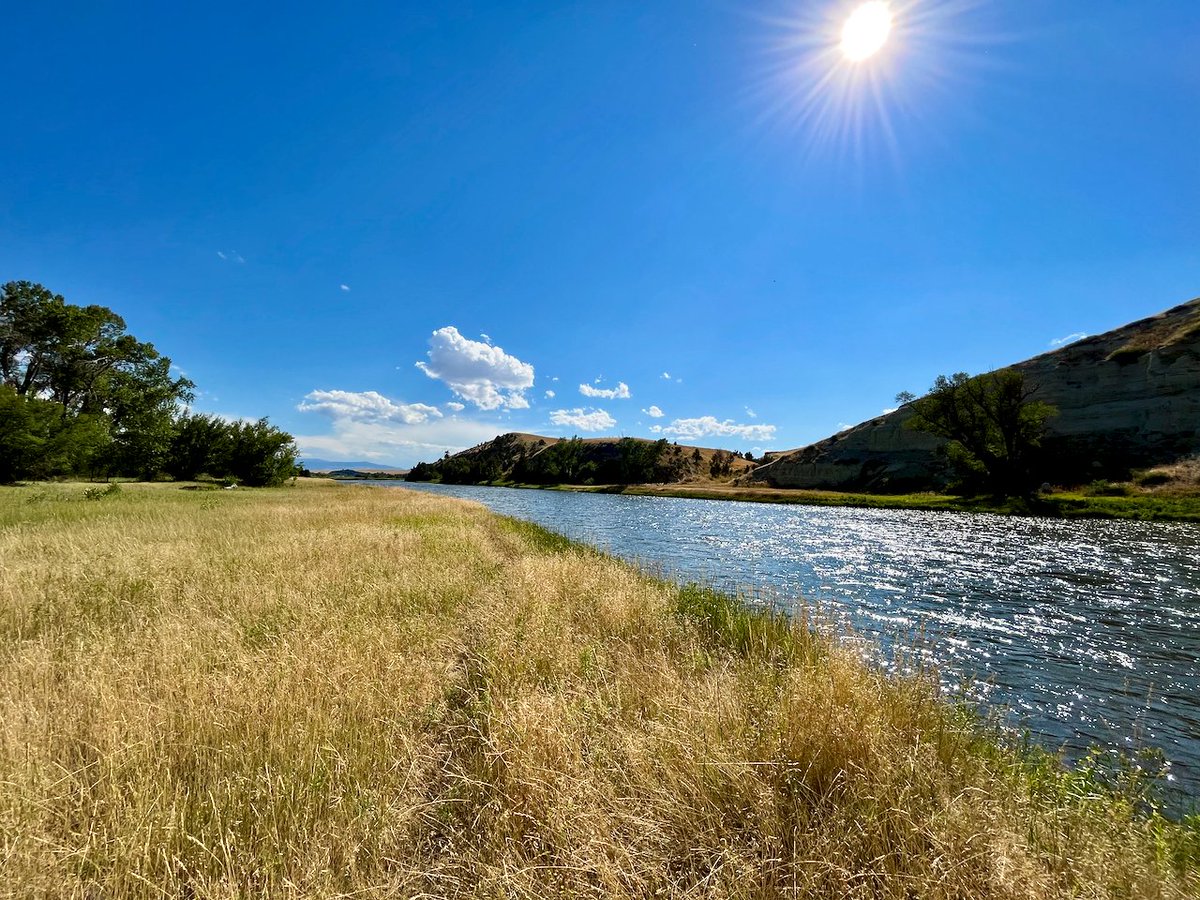 JasonKechely's tweet image. Starting the week bright and shiny...
#MondayVibes  #MadisonRiver  #MTSummer