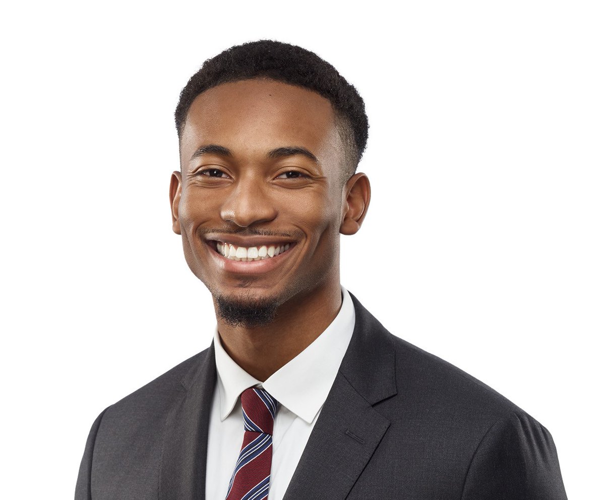 OSC_innovation's tweet photo. Summer Law Student extraordinaire, Khristoff Browning, joined us on secondment from @McCarthy_ca. 

Here’s what he has to say about his experience. https://t.co/GDbgwhLWib