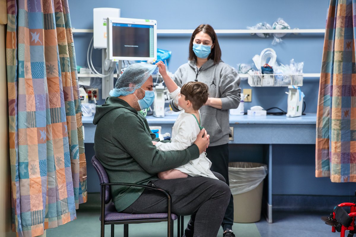 SickKidsNews's tweet photo. A SickKids team conducted a single-patient #GeneTherapy #ClinicalTrial for Michael Pirovolakis’ ultra-rare disease, #SPG50. Michael and his #SKResearch team are carving a path for #PrecisionChildHealth – individualized care for every patient. Read more: https://t.co/3WopOIuMHP https://t.co/5i0v1cHSsG