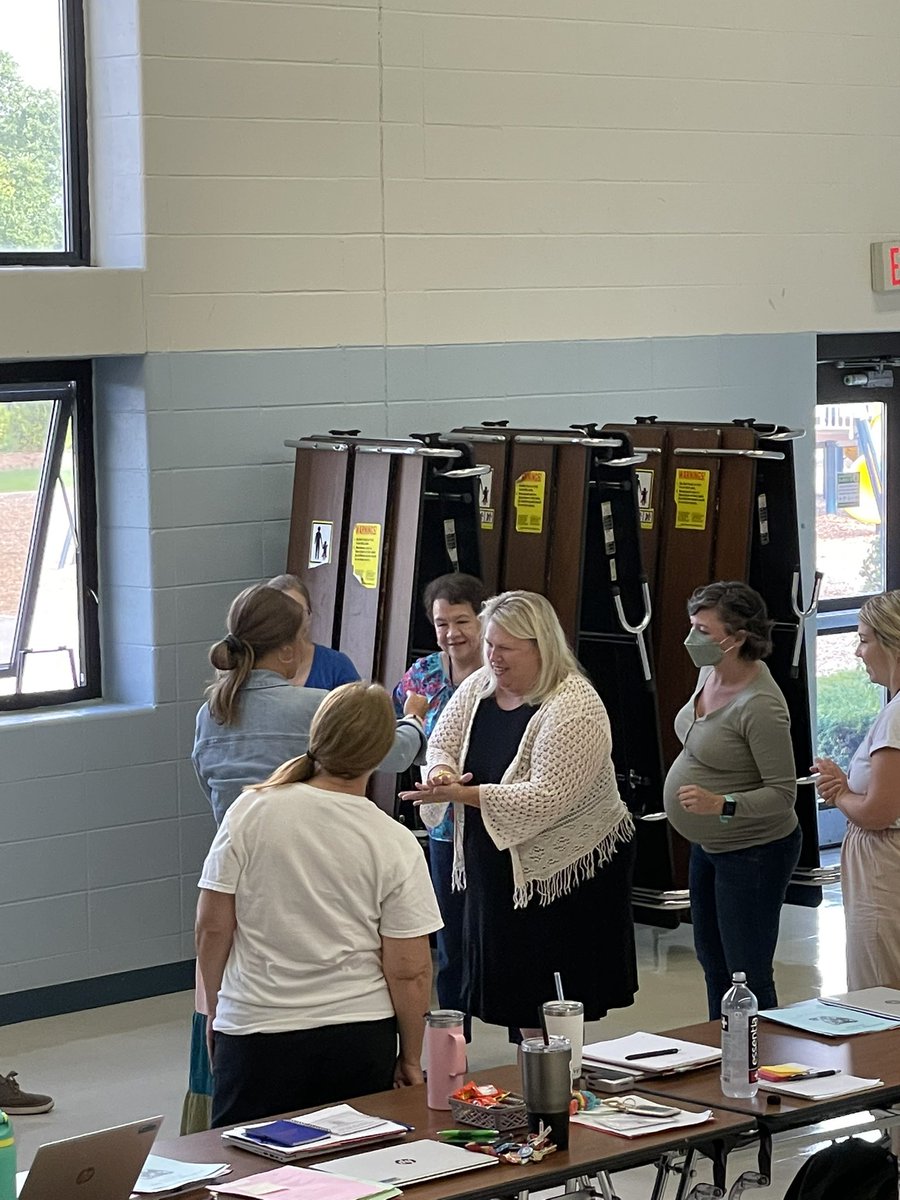 brookstigers's tweet image. 2nd Annual @brookstigers Staff Ultimate Rock, Paper, Scissors tournament!  Energy was high as we begin the 2022-23 school year!